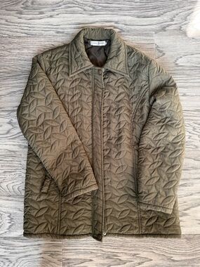 Quilted Olive Green Women's Coat - Casual Lightweight Jacket